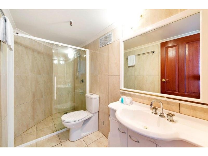 93/114 The Esplanade, Surfers Paradise QLD 4217