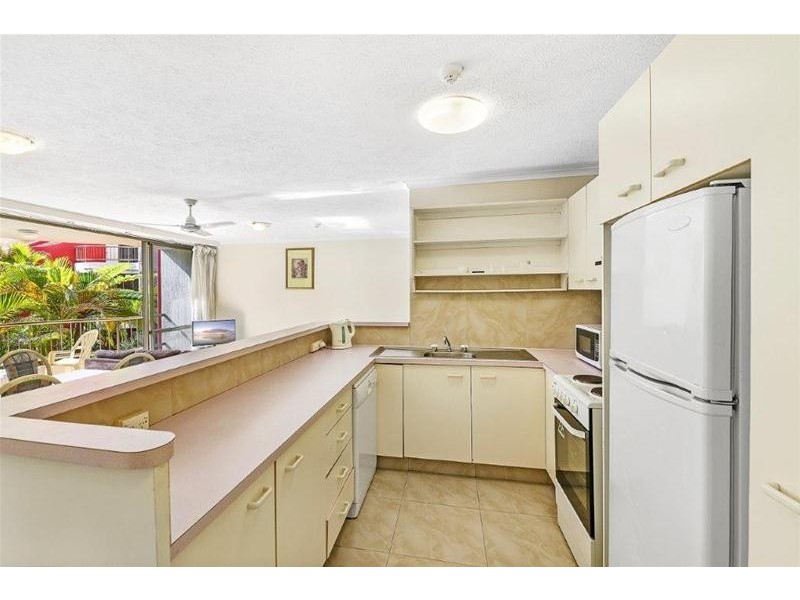 68 & 68A/38 Enderley Avenue, Surfers Paradise QLD 4217