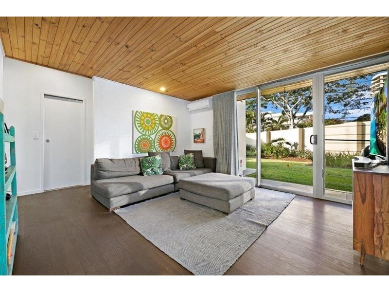 24 Viking Court, Paradise Waters QLD 4217