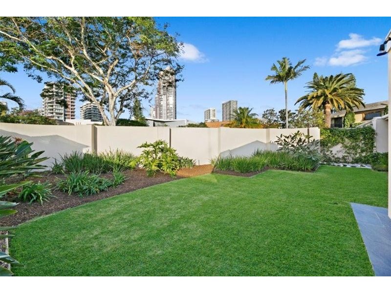 24 Viking Court, Paradise Waters QLD 4217