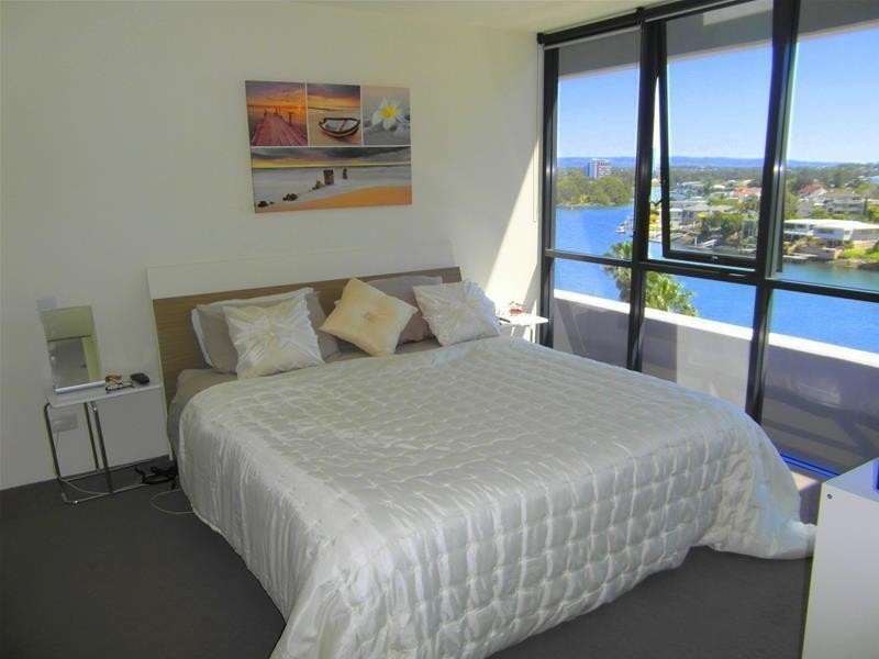 4 Wahroonga Place “Avalon”, Surfers Paradise QLD 4217