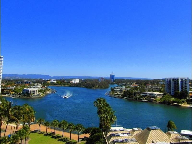 4 Wahroonga Place “Avalon”, Surfers Paradise QLD 4217