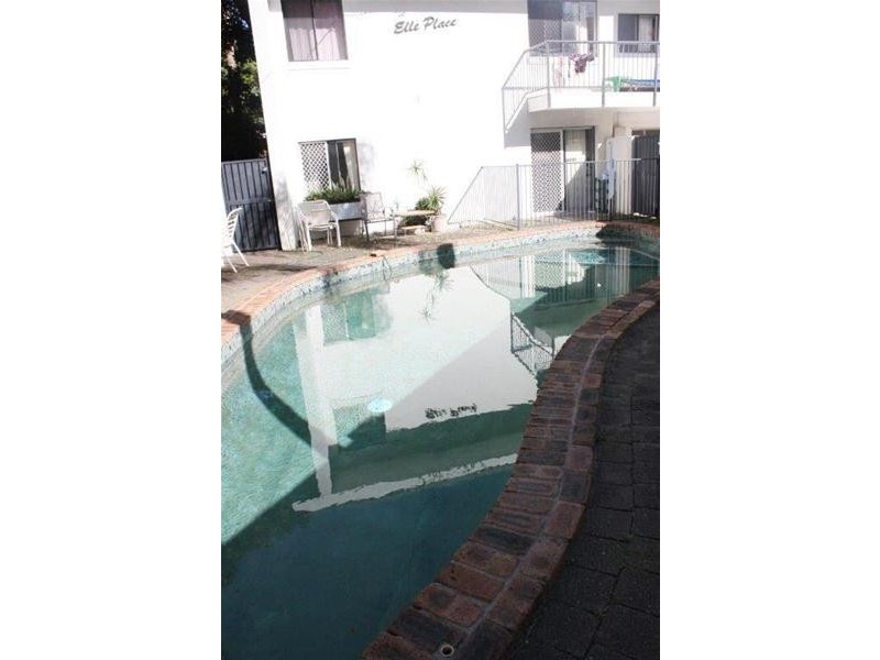 2/8 Acacia Avenue, Surfers Paradise QLD 4217