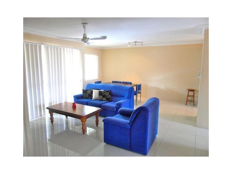 21 Oak Avenue (Budds Beach), Surfers Paradise QLD 4217