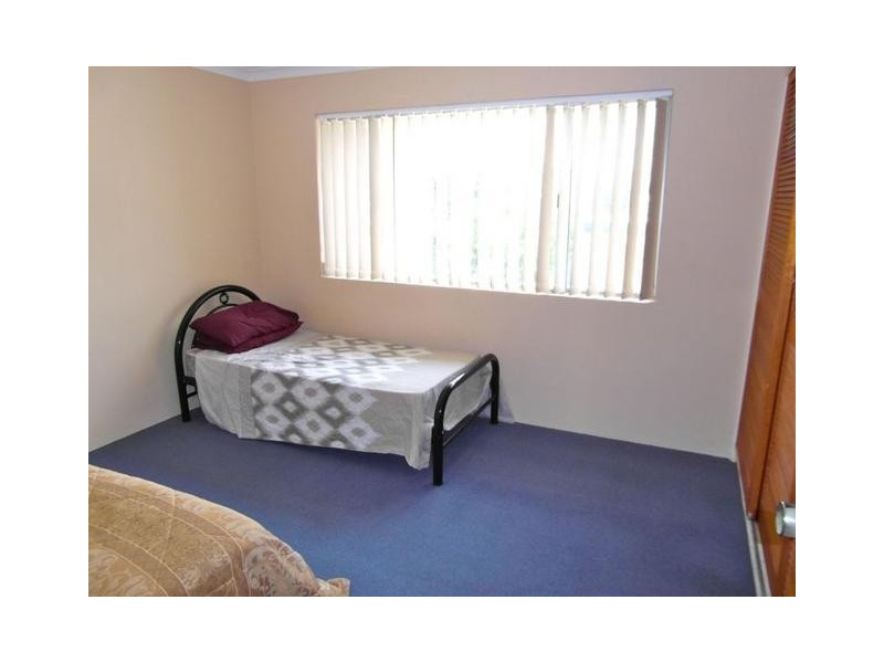 21 Oak Avenue (Budds Beach), Surfers Paradise QLD 4217