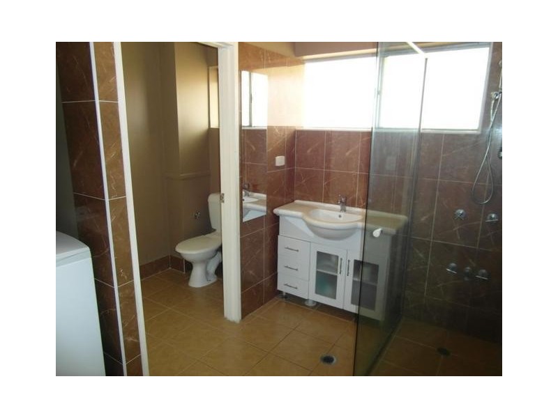 21 Oak Avenue (Budds Beach), Surfers Paradise QLD 4217