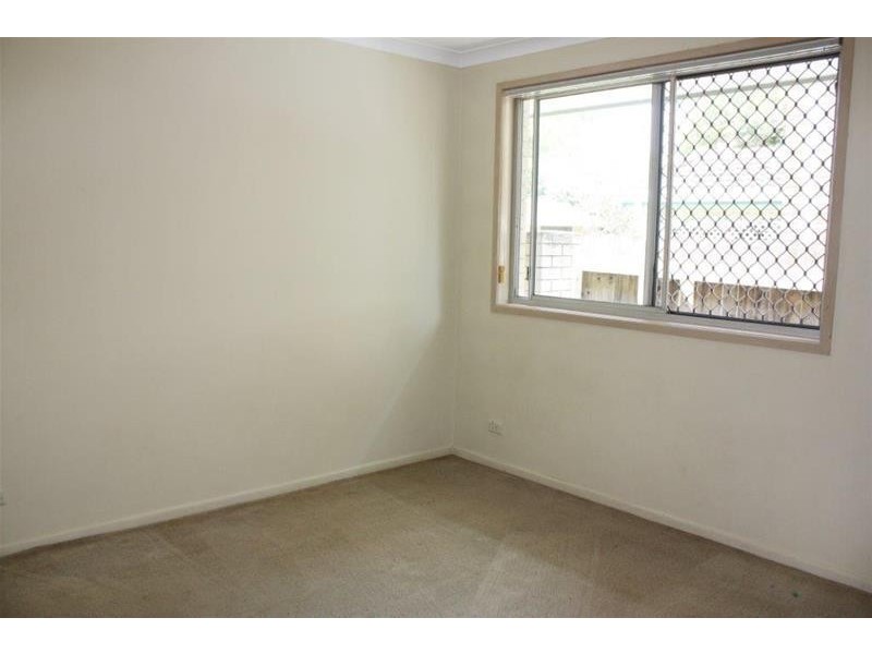 5 Parnoo Street, Chevron Island QLD 4217