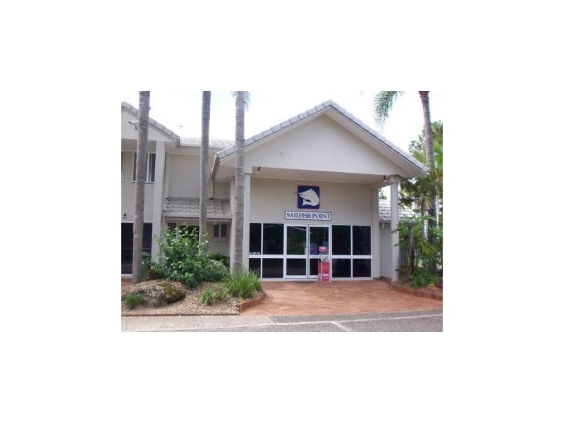 300 Cottesloe Drive, Mermaid Waters QLD 4218