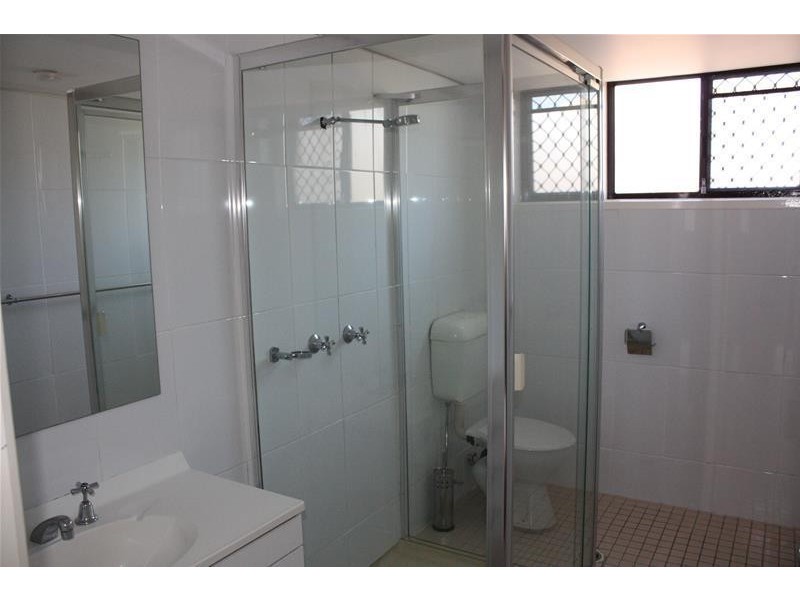 29 Loder Street, Biggera Waters QLD 4216