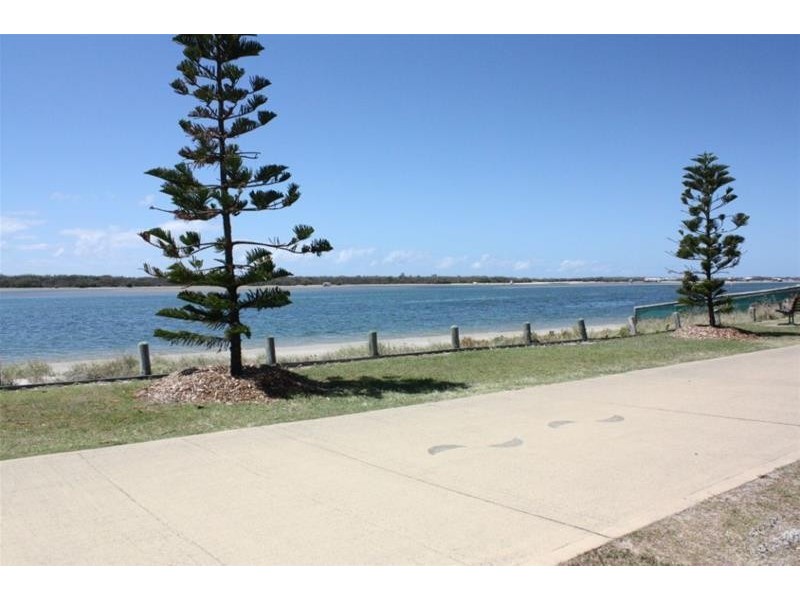 29 Loder Street, Biggera Waters QLD 4216