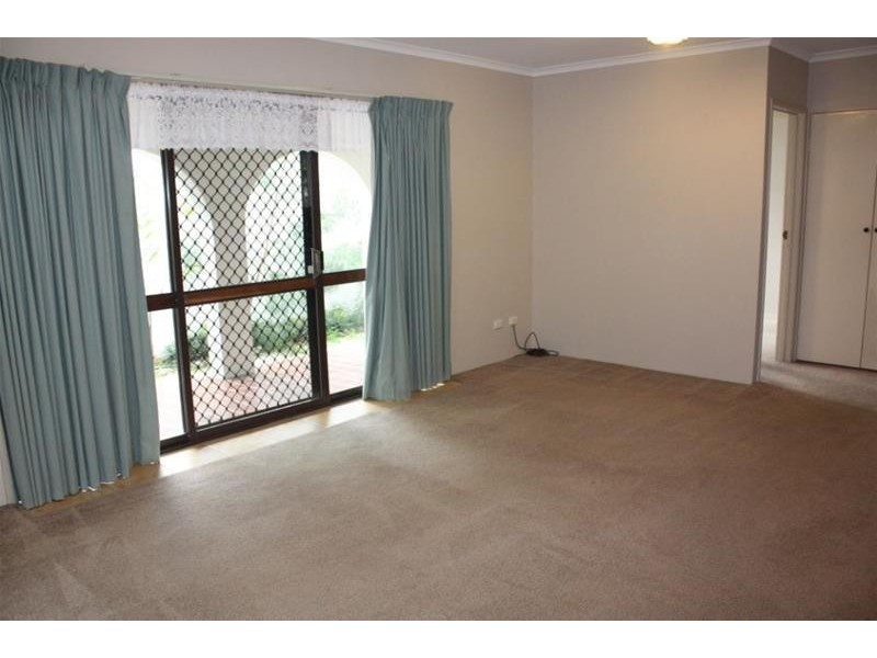 35 Armrick Avenue, Broadbeach QLD 4218