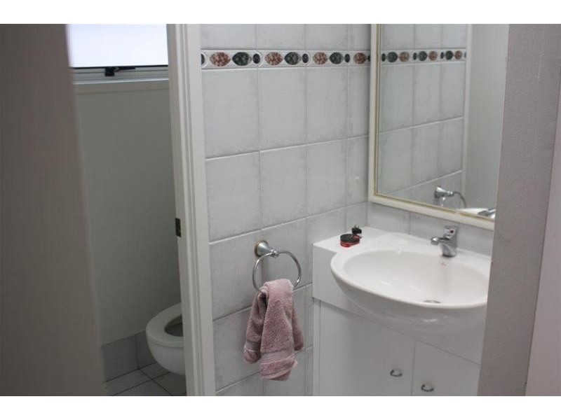 31 Norfolk Avenue, Surfers Paradise QLD 4217