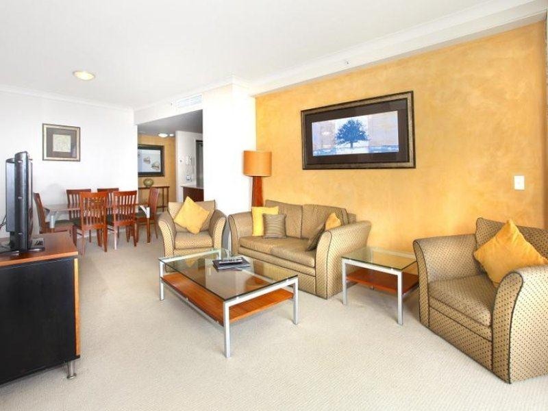 2206/23 Ferny Avenue, Surfers Paradise QLD 4217