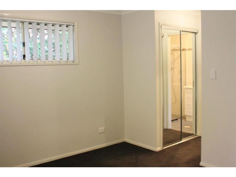 91 Yodelay Street, Varsity Lakes QLD 4227