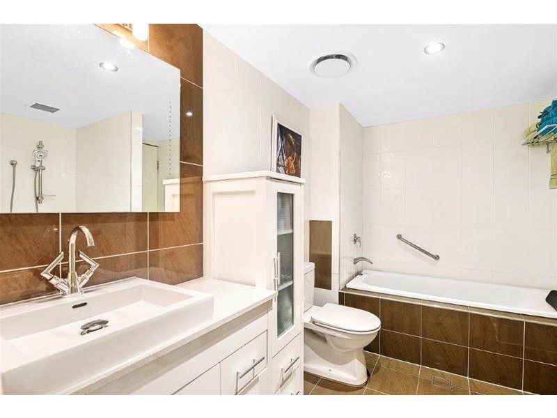 408/1 Paradise Island, Surfers Paradise QLD 4217