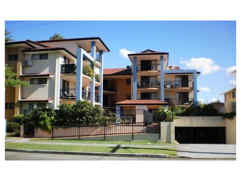 1/10-12 Darrambal Street, Surfers Paradise QLD 4217