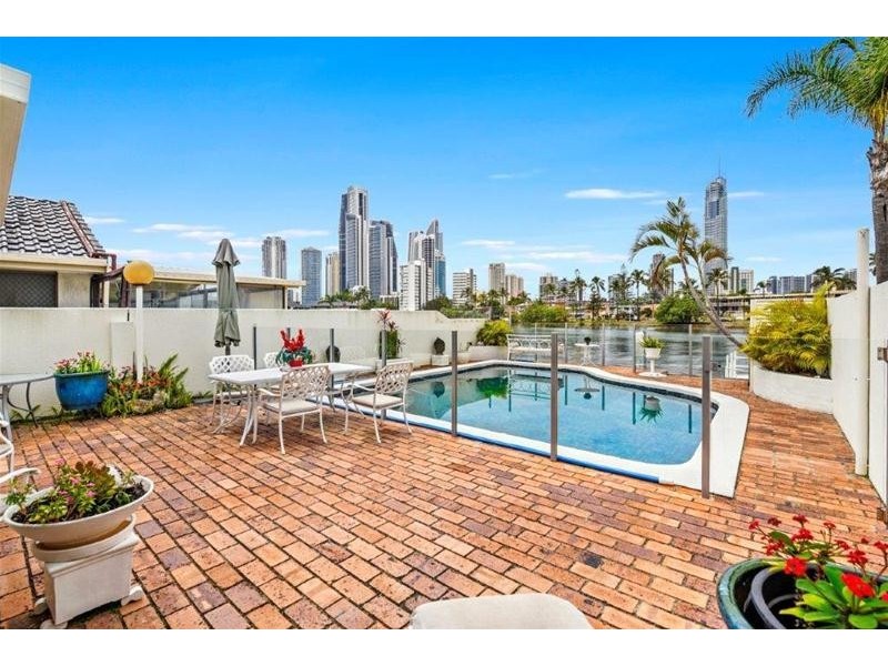 2/29 Sunrise Boulevard, Surfers Paradise QLD 4217