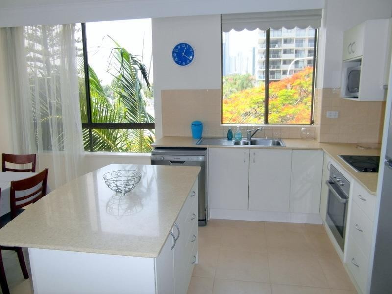 2964 Gold Coast Highway “Clarendon”, Surfers Paradise QLD 4217