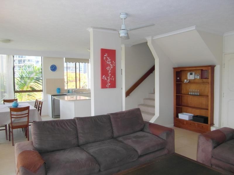 2964 Gold Coast Highway “Clarendon”, Surfers Paradise QLD 4217