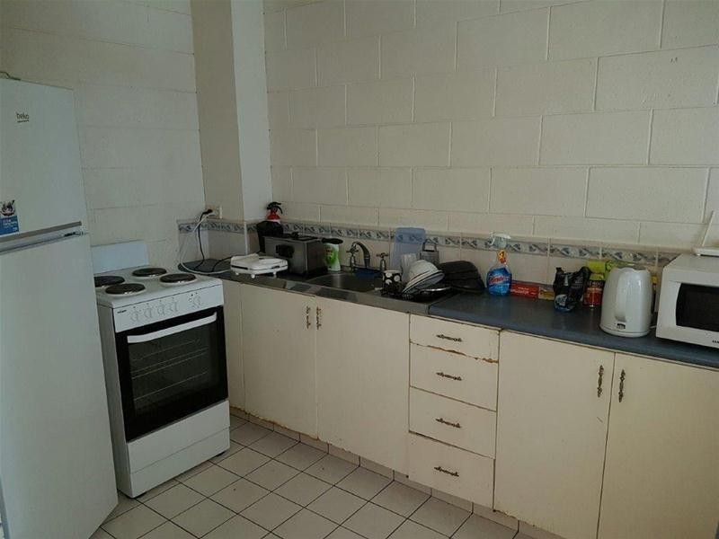 7/10 Leonard Avenue, Surfers Paradise QLD 4217