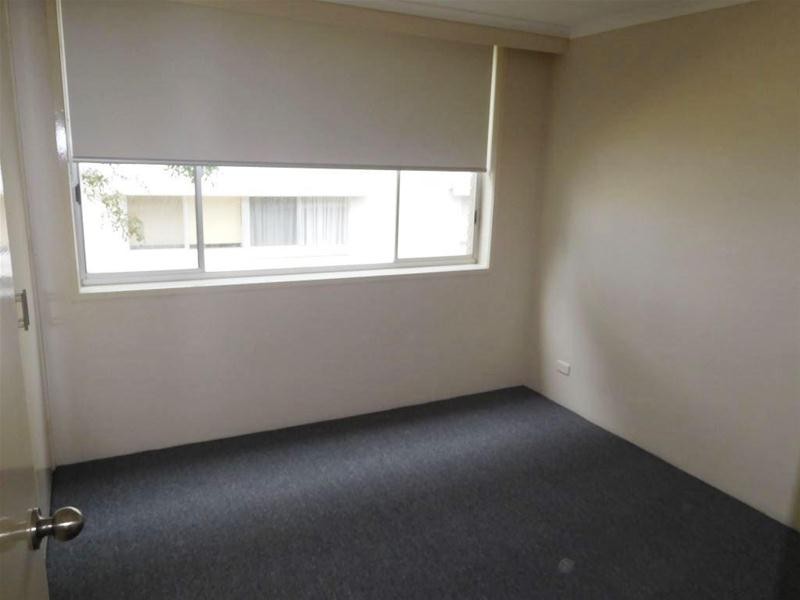 8/10 Aubrey Street, Surfers Paradise QLD 4217