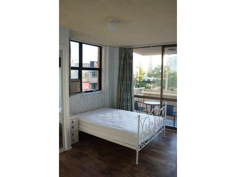 21/3049 Surfers Paradise Boulevard, Surfers Paradise QLD 4217