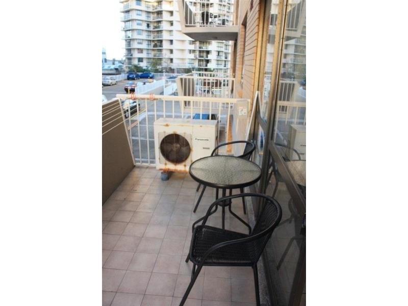 21/3049 Surfers Paradise Boulevard, Surfers Paradise QLD 4217