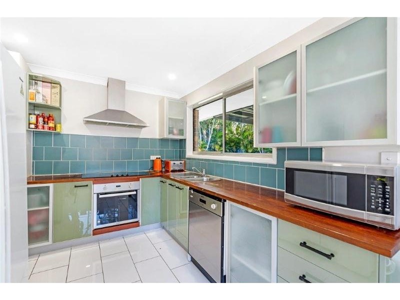 66 Currumburra Road, Ashmore QLD 4214