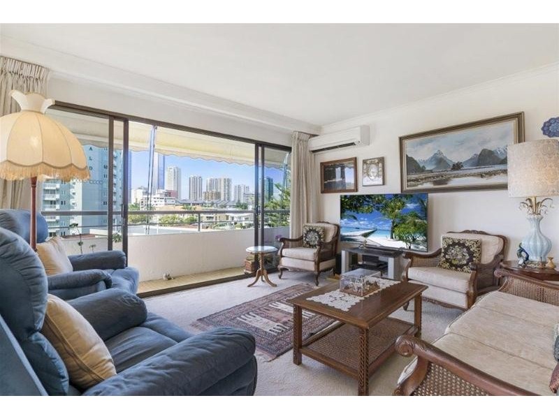 17/1 Peninsular Drive, Surfers Paradise QLD 4217