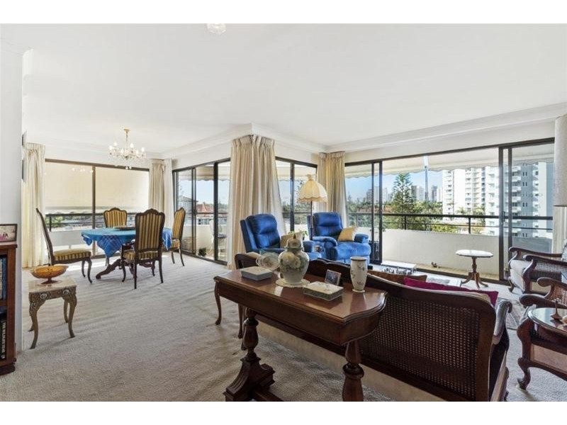 17/1 Peninsular Drive, Surfers Paradise QLD 4217