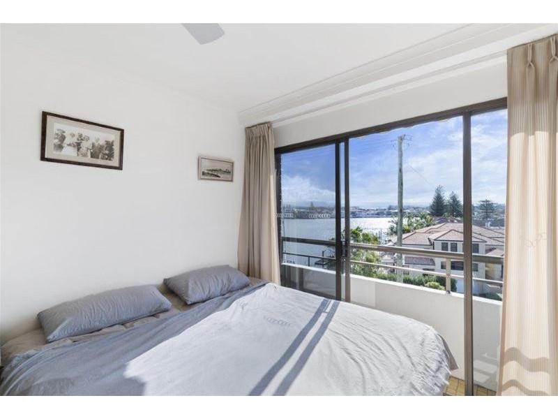 17/1 Peninsular Drive, Surfers Paradise QLD 4217