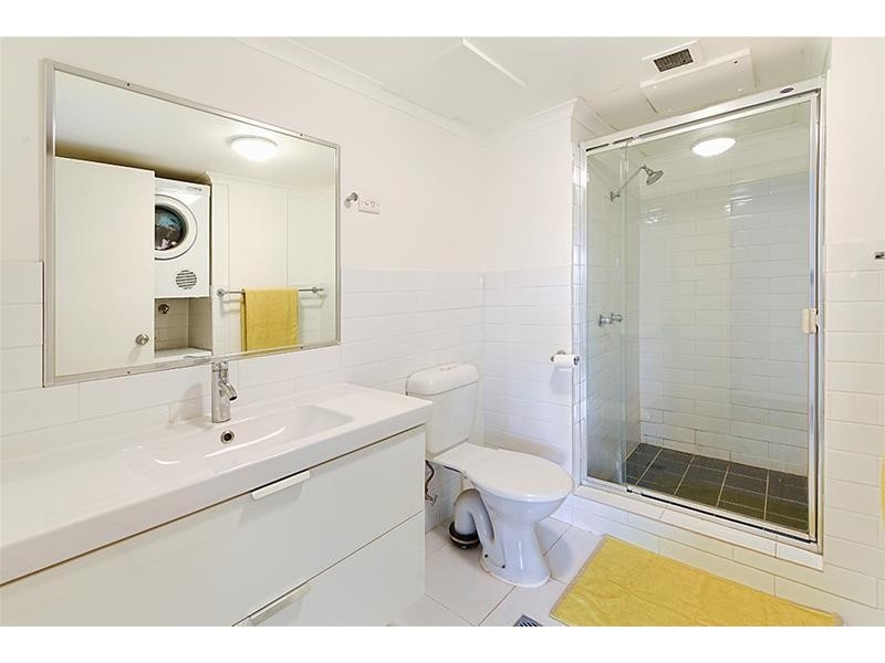 12/22 Second Avenue, Broadbeach QLD 4218