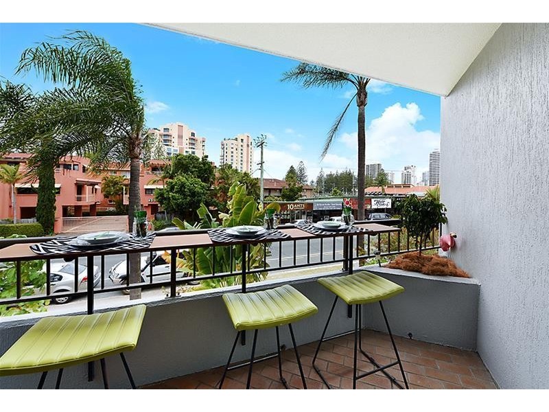 12/22 Second Avenue, Broadbeach QLD 4218