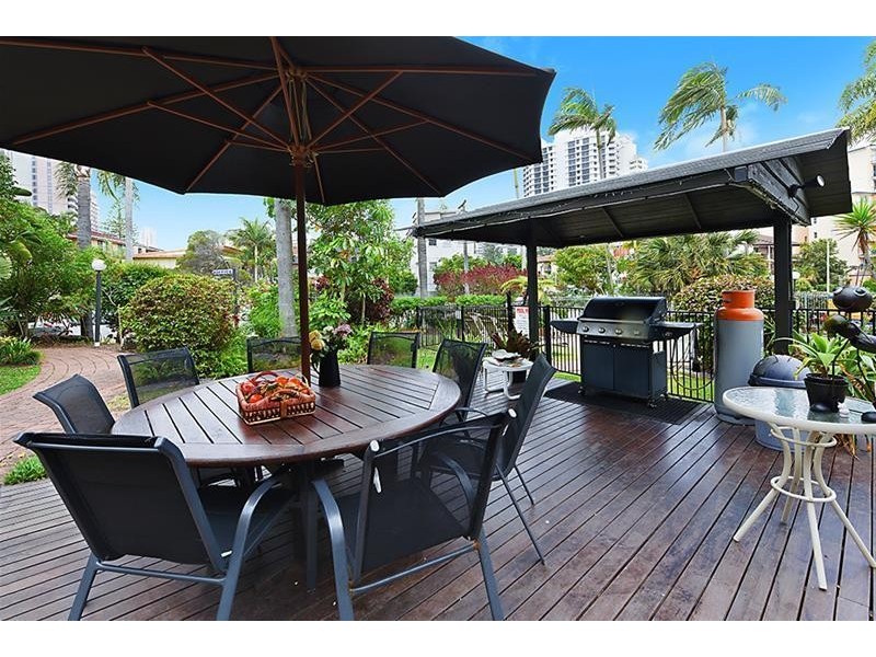 12/22 Second Avenue, Broadbeach QLD 4218