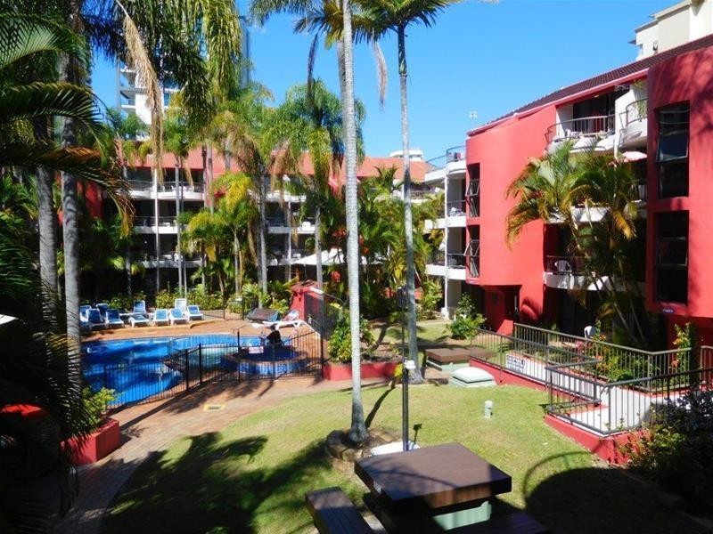 49/38 Enderley Avenue, Surfers Paradise QLD 4217