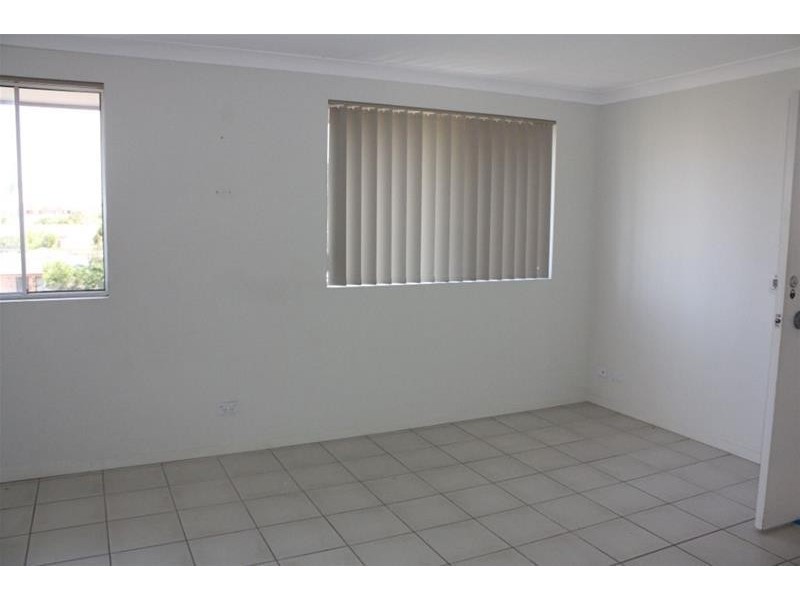 49 Brighton Street, Biggera Waters QLD 4216