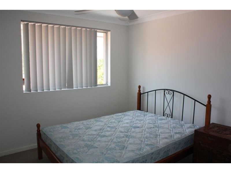 49 Brighton Street, Biggera Waters QLD 4216