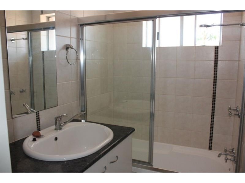 49 Brighton Street, Biggera Waters QLD 4216