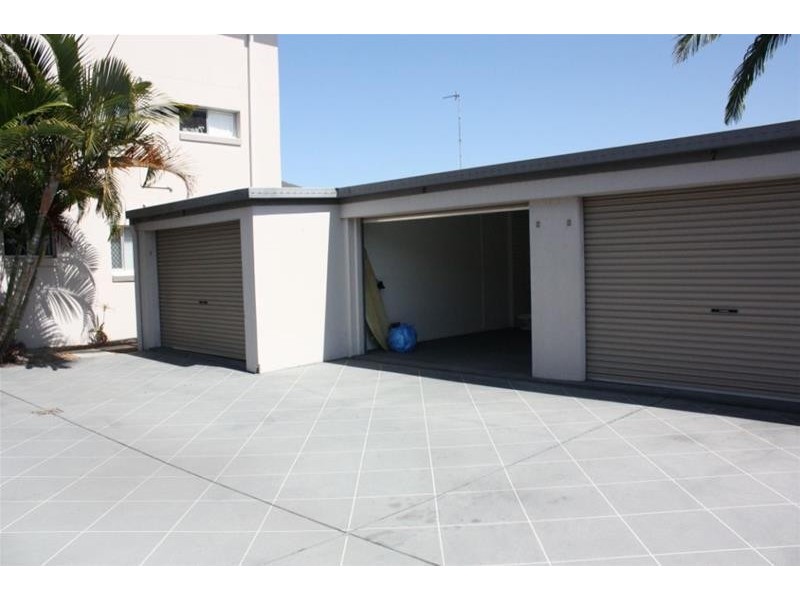 49 Brighton Street, Biggera Waters QLD 4216