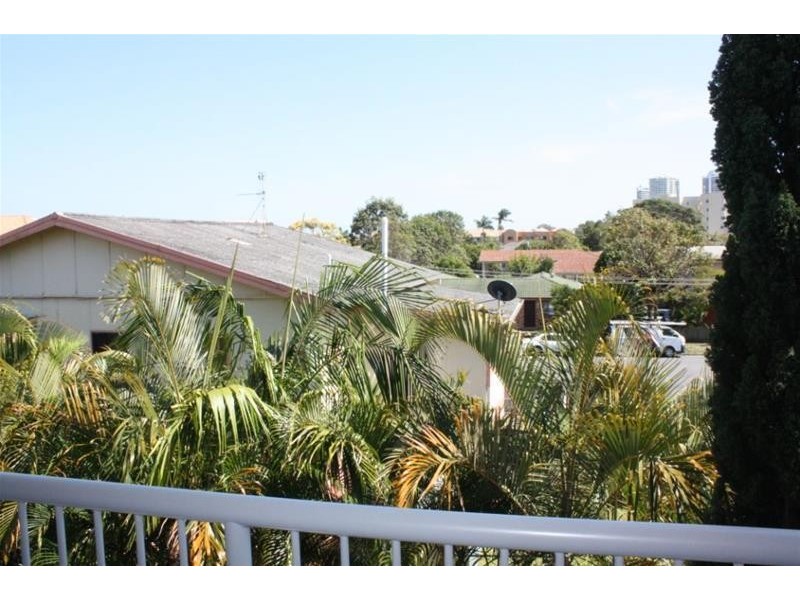 49 Brighton Street, Biggera Waters QLD 4216