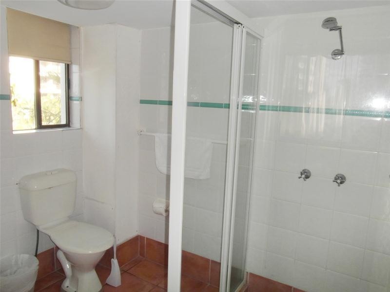 24 Hamilton Avenue ‘Copacabana’, Surfers Paradise QLD 4217