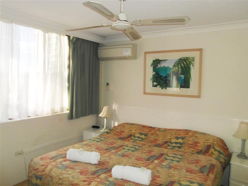 24 Hamilton Avenue ‘Copacabana’, Surfers Paradise QLD 4217