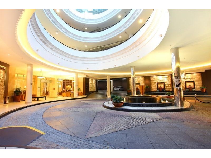 23 Ferny Avenue (Chevron Renaissance), Surfers Paradise QLD 4217