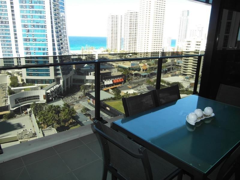 9 Ferny Avenue “Circle on Cavill”, Surfers Paradise QLD 4217