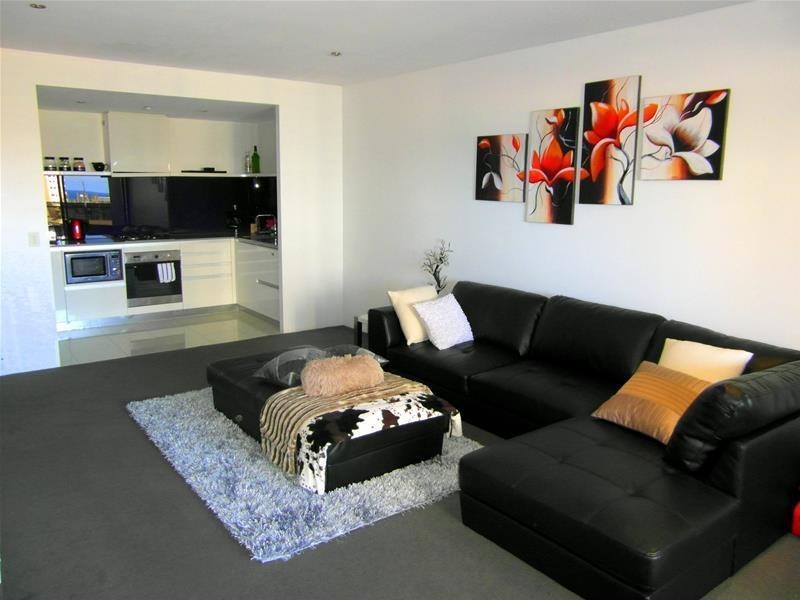 9 Ferny Avenue “Circle on Cavill”, Surfers Paradise QLD 4217