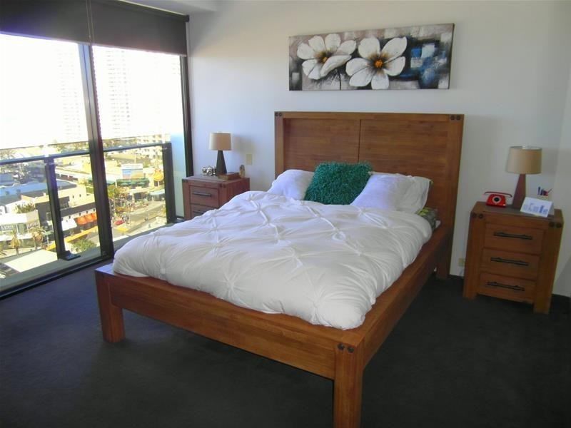 9 Ferny Avenue “Circle on Cavill”, Surfers Paradise QLD 4217