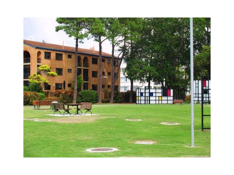 40 Watson Esplanade (River Park), Surfers Paradise QLD 4217