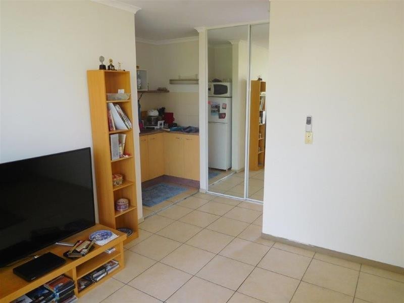 48/2877  Gold Coast Highway, Surfers Paradise QLD 4217