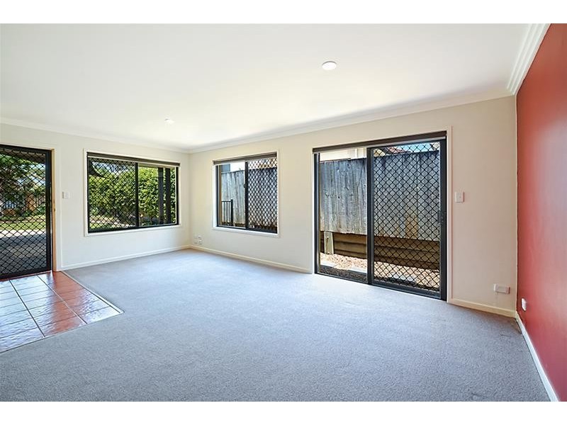 14 College Avenue, Southport QLD 4215