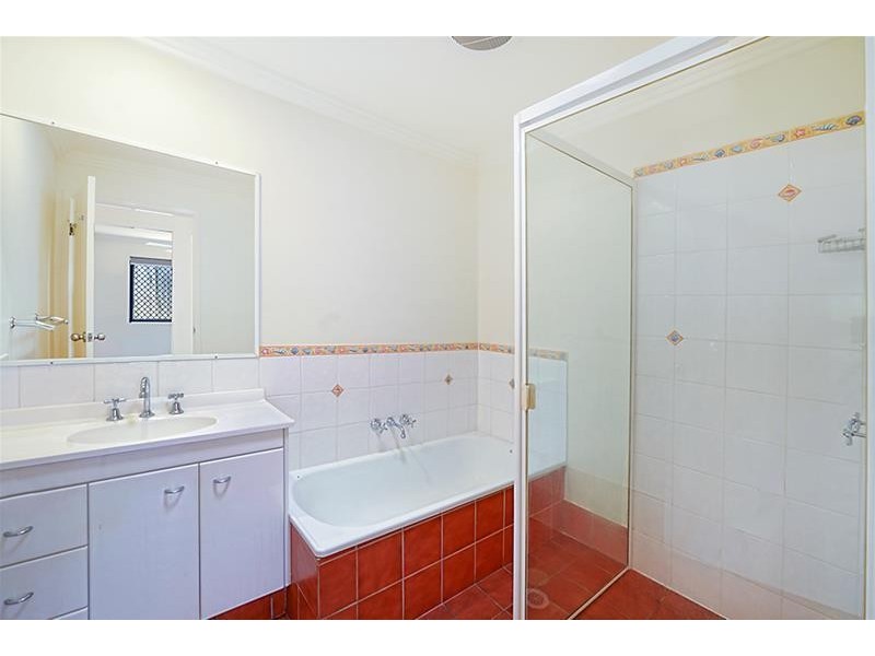 14 College Avenue, Southport QLD 4215